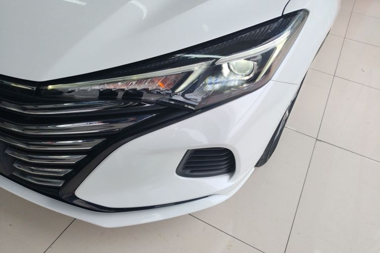 长安 逸动 2020款 PLUS 百万版 1.6L GDI CVT豪华型局部细节36