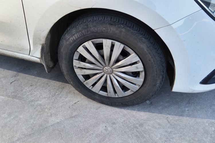 大众 桑塔纳 2021款 1.5L 自动风尚版车身外观10