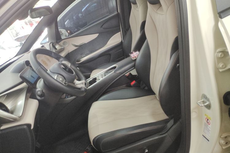 比亚迪 海豚 2025款 420km 时尚版中控内饰19