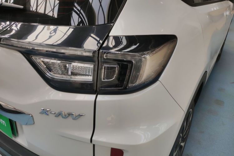 思铭 东风本田X-NV 2020款 风驰版车身外观9