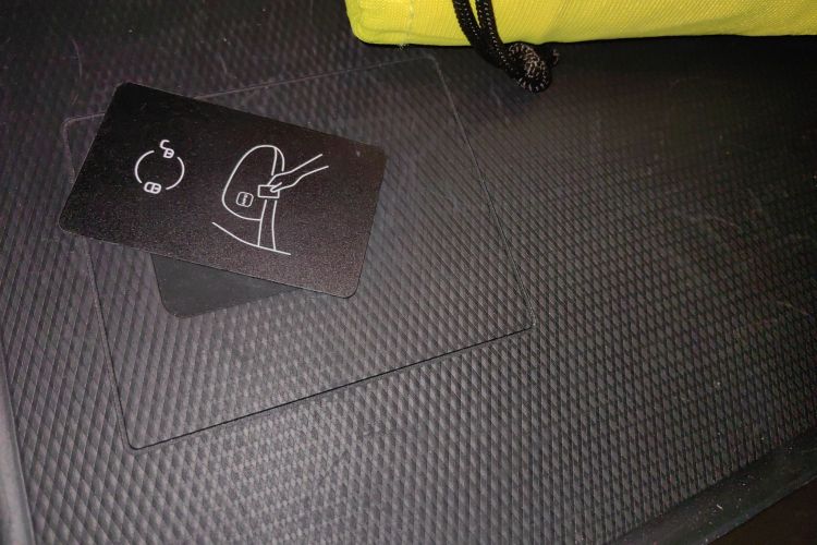 腾势D9 2024款 DM-i 970 豪华型中控内饰7001