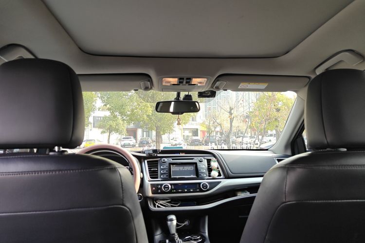 丰田 汉兰达 2017款 2.0T 四驱豪华版 7座中控内饰22