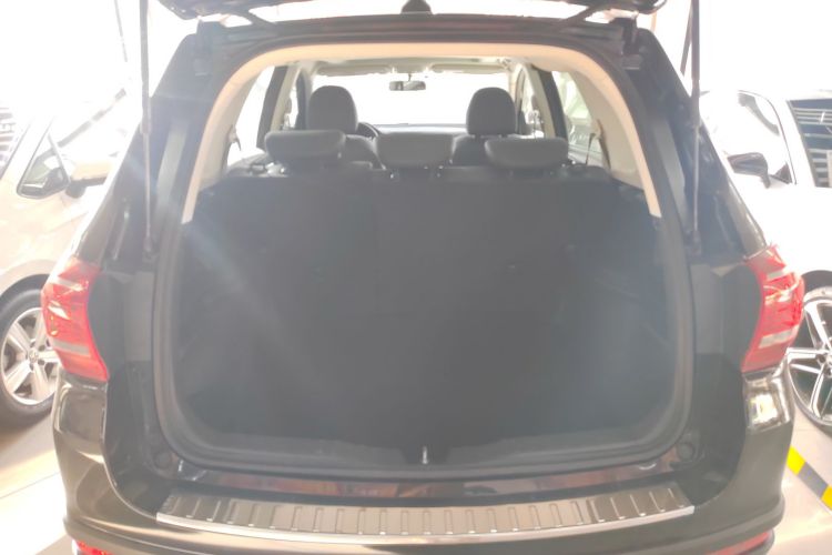 哈弗H6 2019款 运动版 1.5T 自动两驱精英型 国VI机舱底盘23