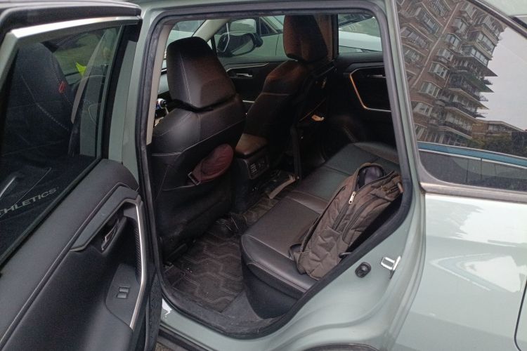 丰田 RAV4荣放 2020款 双擎 2.5L E-CVT四驱精英PLUS版中控内饰21