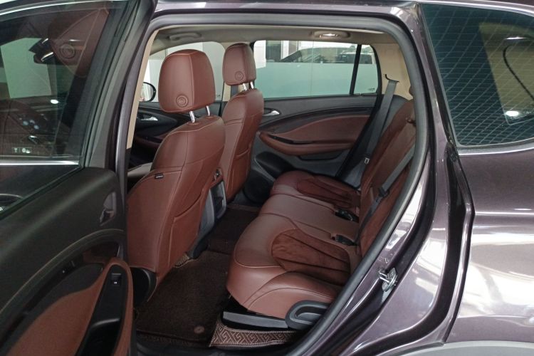 别克 昂科威 2017款 28T 四驱精英型中控内饰7004