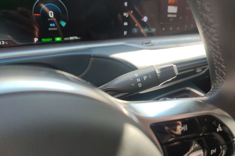 岚图汽车 岚图FREE 2024款 超长续航智驾版局部细节18