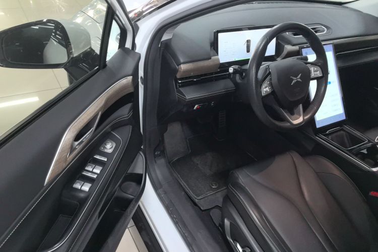 小鹏P5 2021款 510G中控内饰20