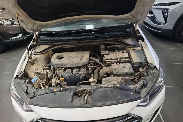 现代 领动 2016款 1.6L 自动智炫·精英型局部细节24