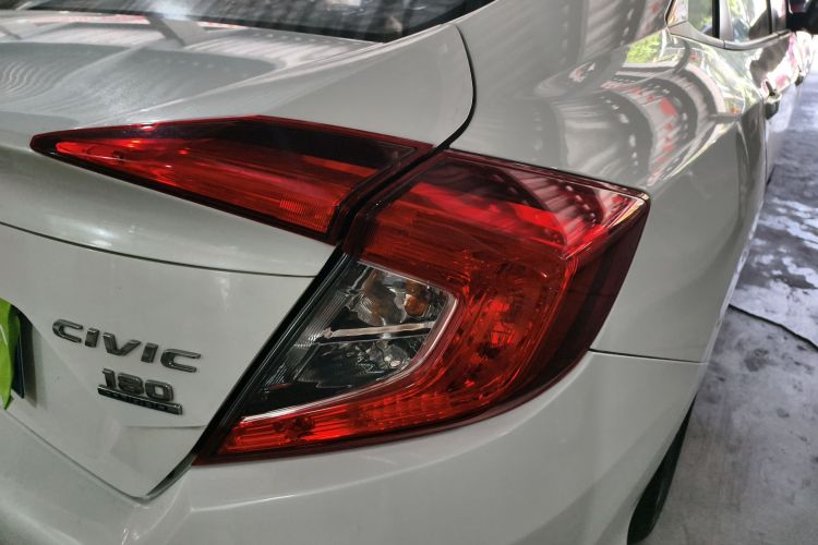 本田 思域 2019款 180TURBO CVT尚动版 国V车身外观9