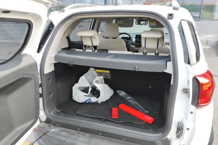 比亚迪 元Pro 2021款 一生一世版机舱底盘23