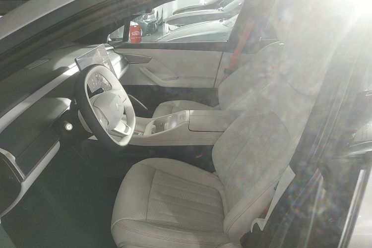 乐道L60 2024款 60kWh 后驱版中控内饰19