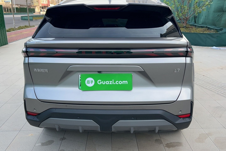 吉利银河 银河L7 2024款 1.5T 115km PLUS  龙腾版车身外观6004