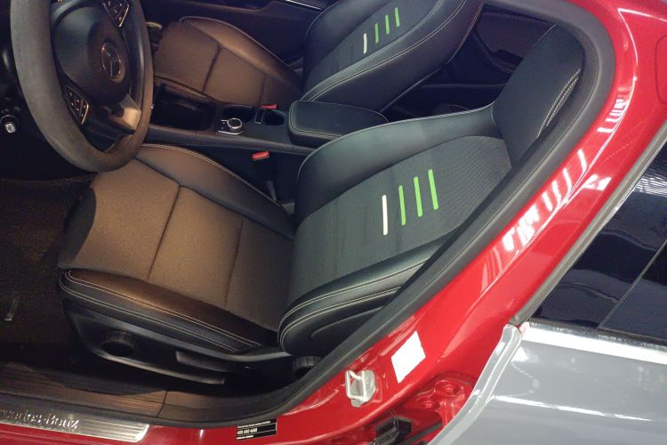 奔驰A级(进口) 2017款 A 180局部细节19