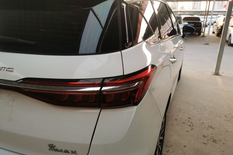 比亚迪 宋MAX 2021款 升级版 1.5T 自动豪华型 7座车身外观9