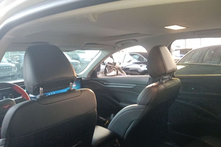 福特 蒙迪欧 2022款 改款 EcoBoost 245 豪华型中控内饰22