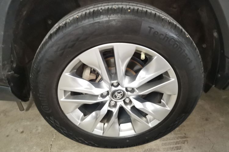 丰田 威兰达 2020款 2.0L CVT四驱豪华版车身外观6008