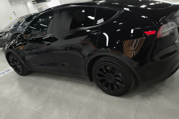 特斯拉 Model Y 2022款 改款 长续航全轮驱动版车身外观6003