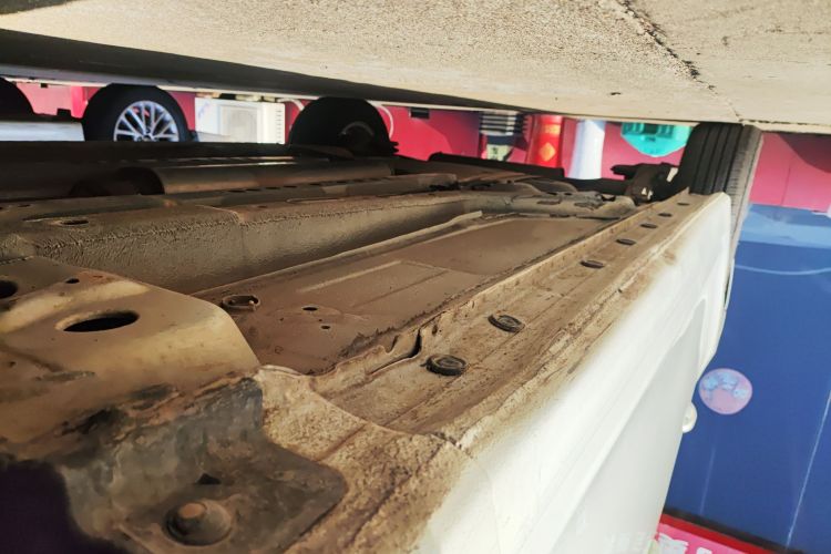 雪佛兰 科鲁兹 2015款 1.5L 经典 SL MT局部细节9001