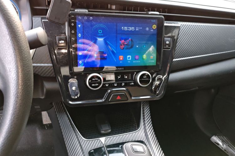 启辰D60EV 2022款 标准续航舒适版中控内饰16