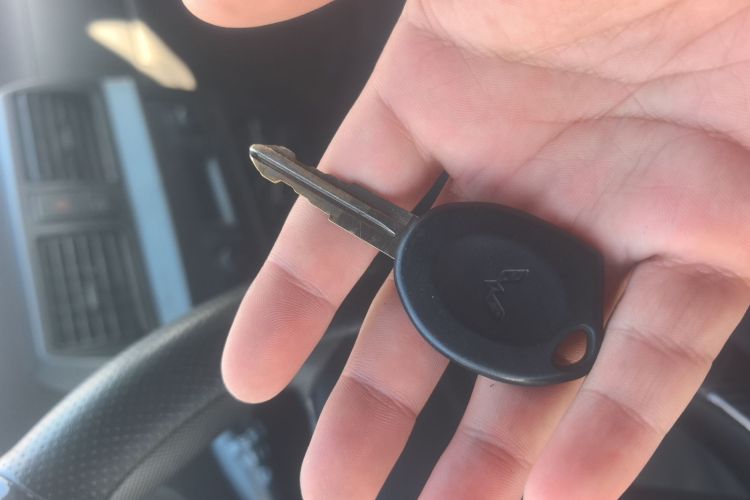 五菱汽车 五菱荣光 2021款 1.5L加长基本型封窗车2座L3C中控内饰11