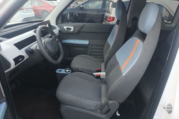 吉利银河 2023款 熊猫mini 200km 耐力熊局部细节19