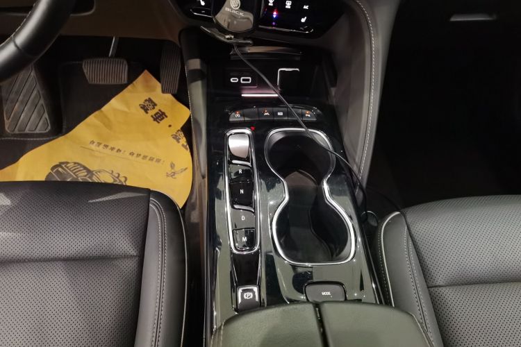 别克 2022款 改款 昂科威S 652T 两驱豪华型中控内饰18