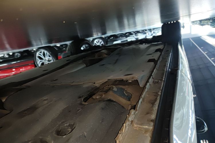 大众 途观L 2021款 330TSI 自动两驱R-Line越享版局部细节9002