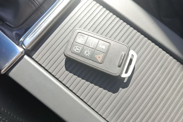 沃尔沃XC60 2016款 T5 AWD 智远版中控内饰7001