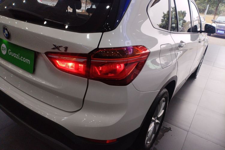 宝马X1 2018款 sDrive18Li 时尚型车身外观9