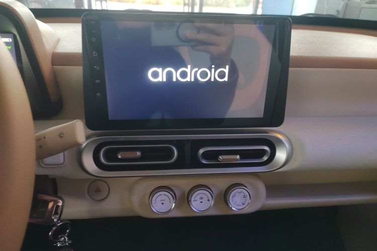 五菱汽车 宏光MINIEV 2024款 第三代 215km 进阶版中控内饰16