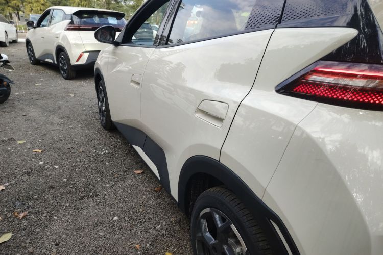 比亚迪 海鸥 2025款 305km 自由版车身外观6003