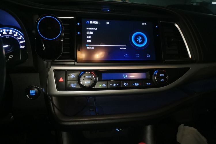 丰田 汉兰达 2018款 2.0T 四驱至尊版 7座 国VI中控内饰16