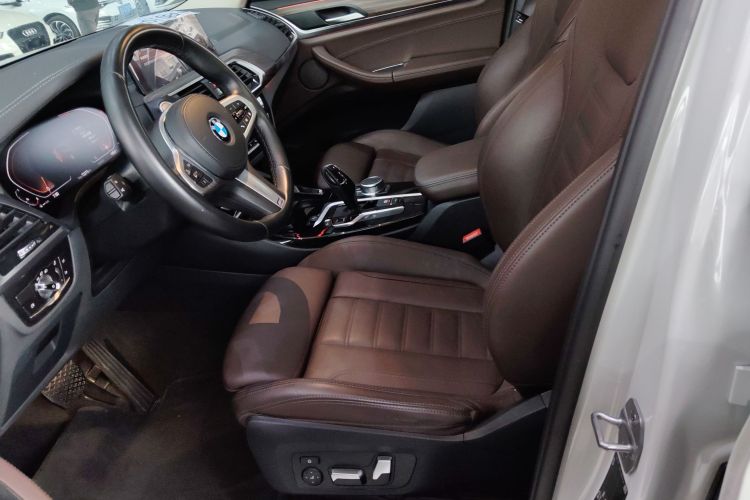 宝马X3 2021款 xDrive28i M运动套装中控内饰19