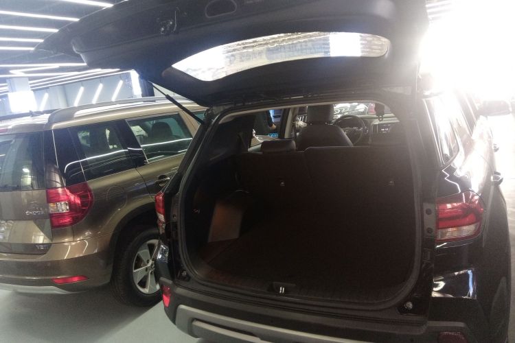 北京现代ix35 2018款 2.0L 自动两驱智勇·畅享版局部细节23