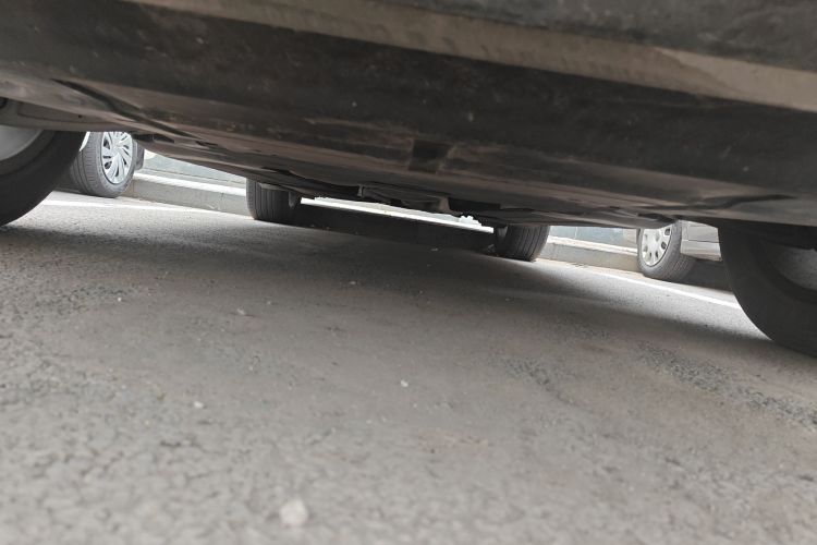 奥迪Q5 2016款 40 TFSI 技术型局部细节9008