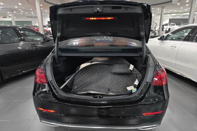 奔驰C级 2024款 改款 C 260 L局部细节23