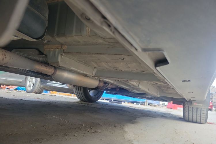 长安UNI-T 2020款 1.5T 尊贵型局部细节9002