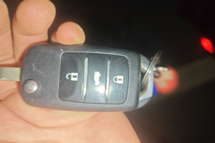 长安 逸动 2016款 XT 1.6L 自动俊酷型中控内饰11