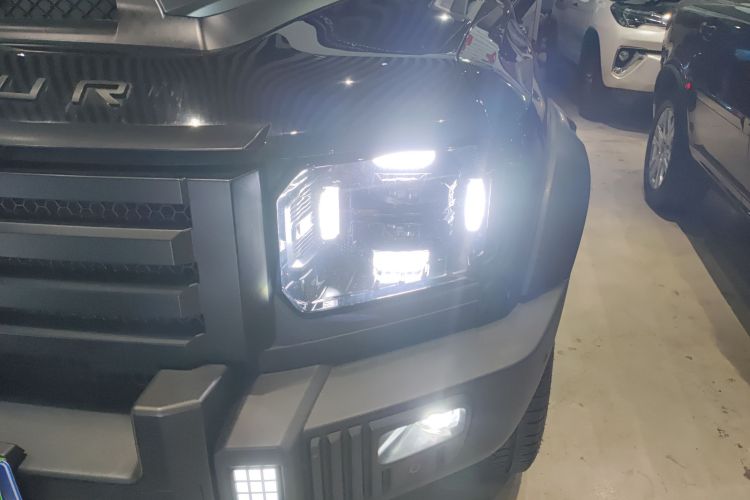 捷途旅行者 2023款 2.0T 四驱征服PRO局部细节36