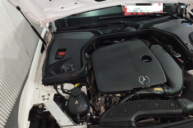 奔驰E级 2020款 E 300 L 豪华型机舱底盘25