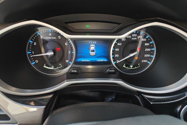 吉利汽车 帝豪 2017款 三厢百万款 1.5L 手动向上版中控内饰14