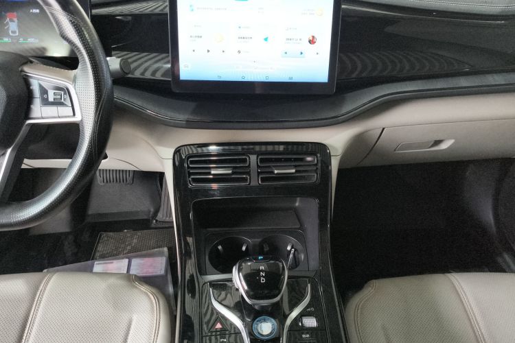 比亚迪 秦PLUS 2023款 冠军版 DM-i 55KM领先型中控内饰16