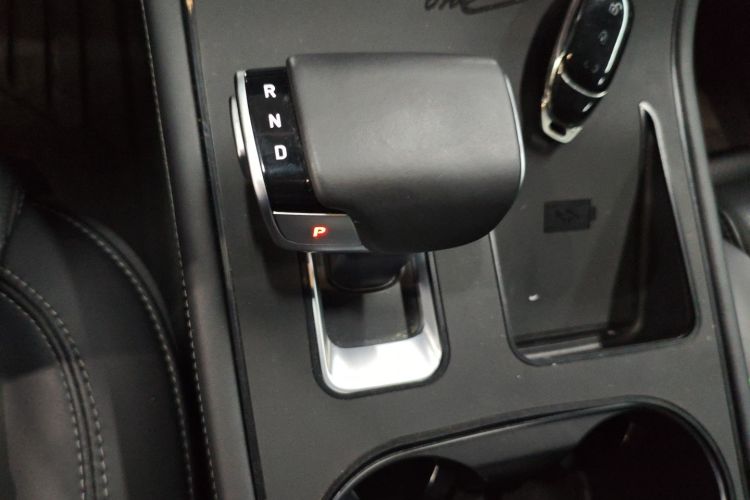 理想汽车 理想ONE 2021款 增程6座版中控内饰18