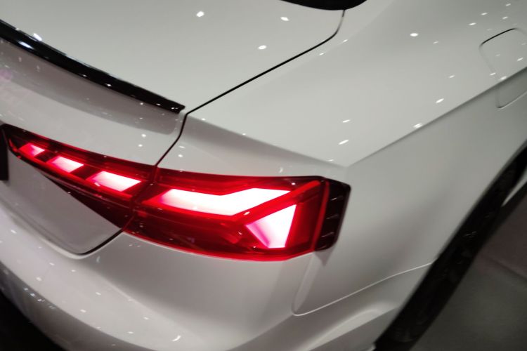 奥迪A5 2023款 Coupe 40 TFSI 时尚动感型车身外观9