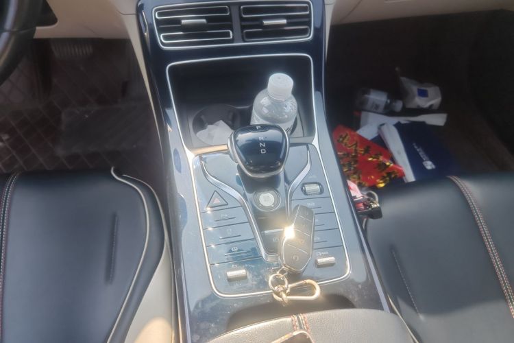 比亚迪 秦PLUS 2021款 DM-i 55KM 旗舰型中控内饰18