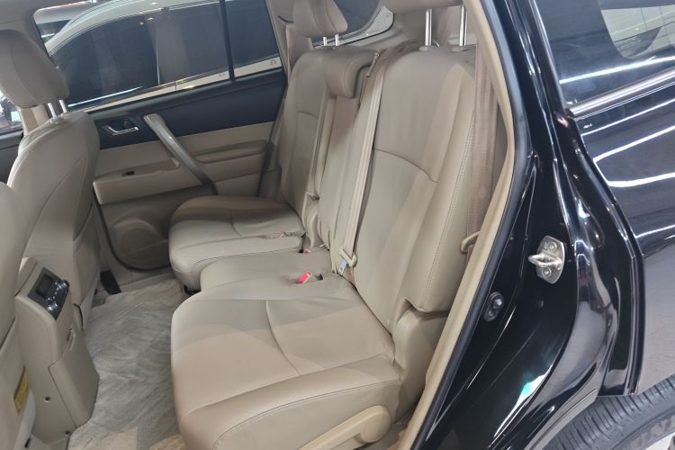 丰田 汉兰达 2012款 2.7L 两驱7座豪华版中控内饰7004