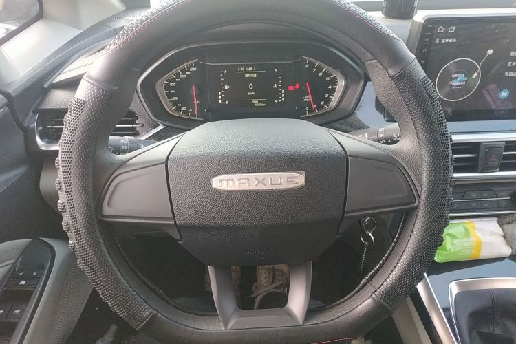 上汽大通MAXUS 大通G50 2023款 1.5T 手动畅游A局部细节13