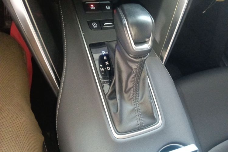 丰田 威飒 2023款 2.0L CVT两驱豪华版局部细节18