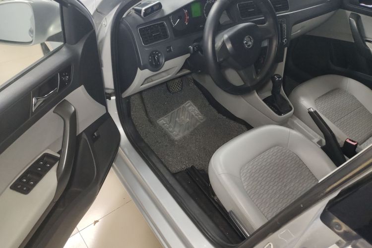 斯柯达 昕锐 2015款 1.6L 自动智选型中控内饰20