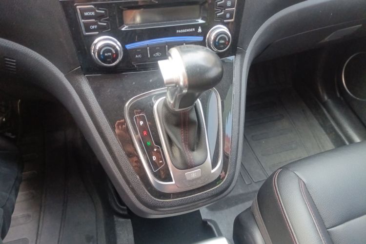 哈弗H6 2016款 升级版 1.5T 自动两驱精英型中控内饰18